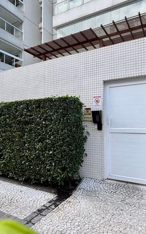 Apartamento para alugar com 200m², 5 quartos e 3 vagas Apartamento para alugar com 200m², 5 quartos e 3 vagasFachada
