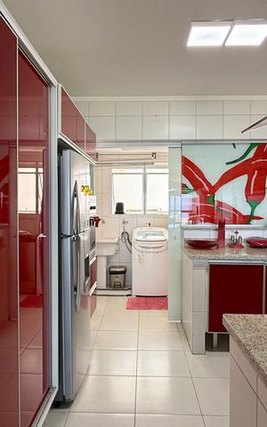 Apartamento para alugar com 200m², 5 quartos e 3 vagas Apartamento para alugar com 200m², 5 quartos e 3 vagasCozinha