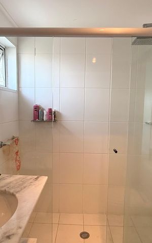 Apartamento para alugar com 200m², 5 quartos e 3 vagas Apartamento para alugar com 200m², 5 quartos e 3 vagasBanheiro Suíte