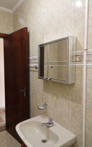Casa à venda com 147m², 3 quartos e 2 vagasBanheiro da Suíte