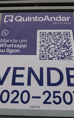 Casa à venda com 147m², 3 quartos e 2 vagasFachada