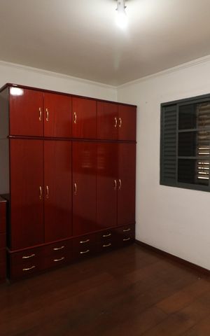 Casa à venda com 147m², 3 quartos e 2 vagasQuarto