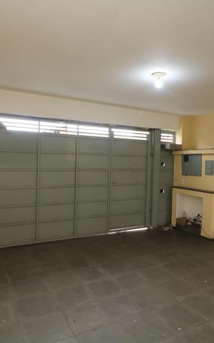 Casa à venda com 147m², 3 quartos e 2 vagasGaragem