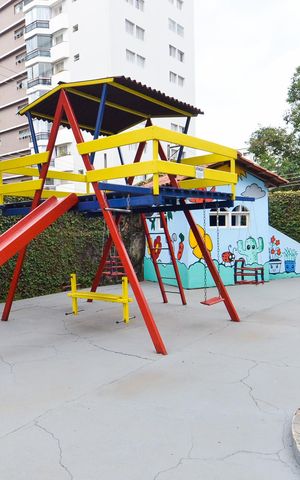 Apartamento à venda com 110m², 3 quartos e 2 vagasÁrea comum - Playground