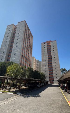 Apartamento para alugar com 80m², 3 quartos e 1 vaga Apartamento para alugar com 80m², 3 quartos e 1 vagaÁrea comum - Garagens