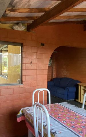 Casa à venda com 180m², 4 quartos e 2 vagasVaranda Gourmet