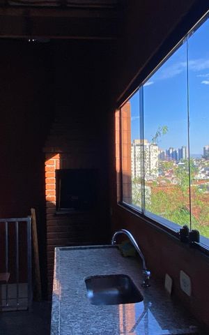 Casa à venda com 180m², 4 quartos e 2 vagasVaranda Gourmet