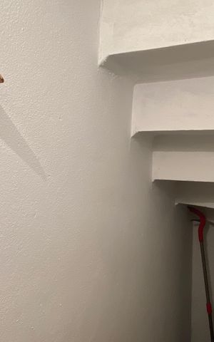 Casa à venda com 180m², 4 quartos e 2 vagasSala - Escada