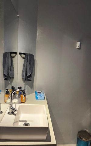 Apartamento à venda com 90m², 4 quartos e sem vaga Apartamento à venda com 90m², 4 quartos e sem vagaBanheiro