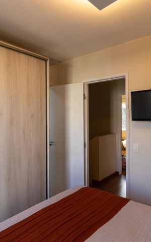 Casa de condomínio à venda com 77m², 3 quartos e 2 vagas Casa de condomínio à venda com 77m², 3 quartos e 2 vagasSuíte