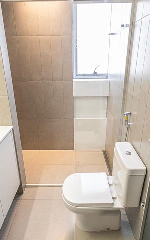 Apartamento à venda com 311m², 4 quartos e 4 vagas Apartamento à venda com 311m², 4 quartos e 4 vagassuite
