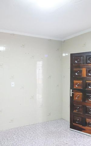 Casa à venda com 398m², 2 quartos e 2 vagasCozinha