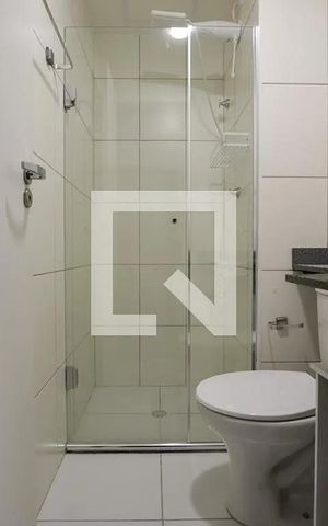 Apartamento para alugar com 31m², 1 quarto e sem vaga Apartamento para alugar com 31m², 1 quarto e sem vagaBanheiro