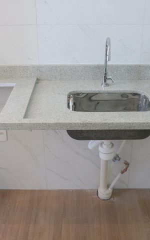 Apartamento à venda com 42m², 2 quartos e sem vagaCozinha e Área de Serviço
