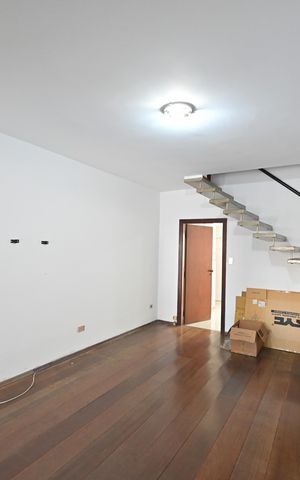 Casa à venda com 140m², 3 quartos e 1 vagaSala