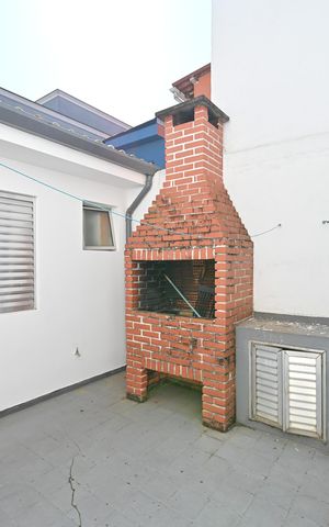 Casa à venda com 140m², 3 quartos e 1 vagaChurrasqueira