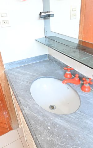 Casa à venda com 140m², 3 quartos e 1 vagaBanheiro Social