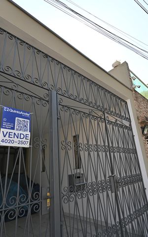 Casa à venda com 140m², 3 quartos e 1 vagaFachada
