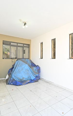 Casa à venda com 140m², 3 quartos e 1 vagaGaragem