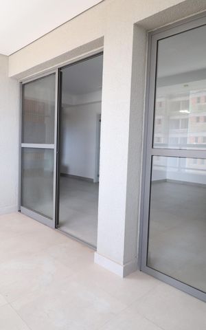 Apartamento para alugar com 96m², 2 quartos e 2 vagasVaranda