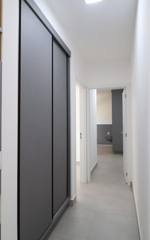 Apartamento para alugar com 96m², 2 quartos e 2 vagasCorredor - Armário
