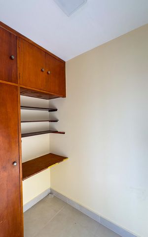 Apartamento à venda com 98m², 3 quartos e 1 vagaÁrea de Serviço