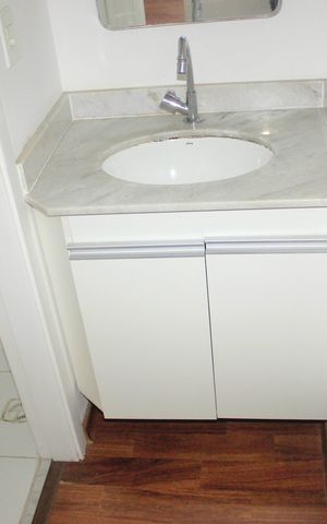 Apartamento à venda com 55m², 2 quartos e 1 vagaBanheiro social