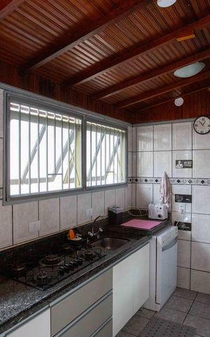 Casa para alugar com 1400m², 3 quartos e 4 vagasCozinha