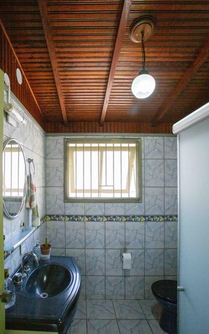 Casa para alugar com 1400m², 3 quartos e 4 vagasBanheiro Social