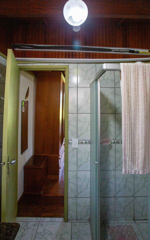 Casa para alugar com 1400m², 3 quartos e 4 vagasBanheiro da Suíte