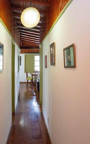 Casa para alugar com 1400m², 3 quartos e 4 vagasCorredor