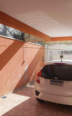 Casa à venda com 138m², 2 quartos e 4 vagasGaragem