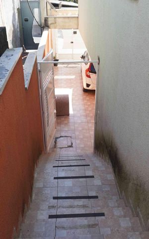 Casa à venda com 138m², 2 quartos e 4 vagasÁrea Externa