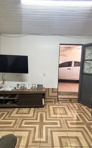 Casa à venda com 200m², 2 quartos e 2 vagas