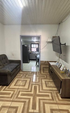 Casa à venda com 200m², 2 quartos e 2 vagas