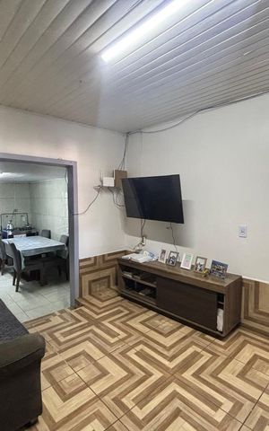 Casa à venda com 200m², 2 quartos e 2 vagas