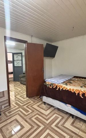Casa à venda com 200m², 2 quartos e 2 vagas