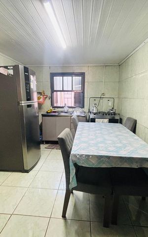 Casa à venda com 200m², 2 quartos e 2 vagas