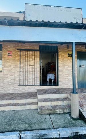 Casa à venda com 200m², 2 quartos e 2 vagas Casa à venda com 200m², 2 quartos e 2 vagasPlaca instalada em 07/07/2026 com o código VZOE-16