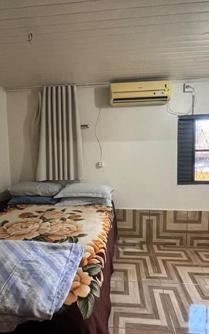 Casa à venda com 200m², 2 quartos e 2 vagas