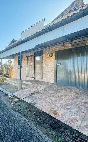Casa à venda com 200m², 2 quartos e 2 vagas Casa à venda com 200m², 2 quartos e 2 vagasPlaca instalada em 07/07/2026 com o código VZOE-16