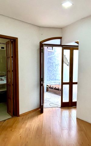 Casa para alugar com 125m², 2 quartos e 2 vagas Casa para alugar com 125m², 2 quartos e 2 vagasQuarto Suíte