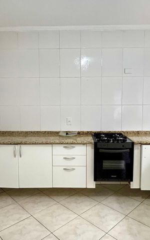 Casa para alugar com 125m², 2 quartos e 2 vagas Casa para alugar com 125m², 2 quartos e 2 vagasCozinha