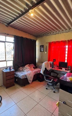Casa à venda com 249m², 8 quartos e 4 vagas Casa à venda com 249m², 8 quartos e 4 vagasQuarto 2 Anexo 2