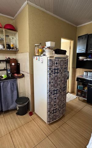 Casa à venda com 249m², 8 quartos e 4 vagas Casa à venda com 249m², 8 quartos e 4 vagasCozinha Anexo 2