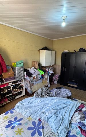 Casa à venda com 249m², 8 quartos e 4 vagas Casa à venda com 249m², 8 quartos e 4 vagasQuarto 1 Anexo 2