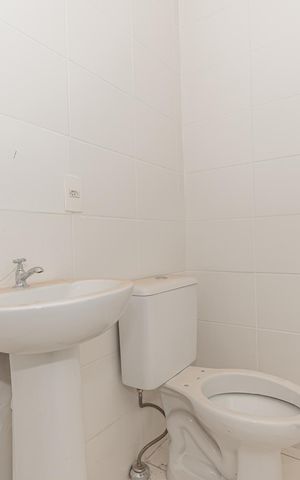Apartamento para alugar com 57m², 2 quartos e 1 vaga Apartamento para alugar com 57m², 2 quartos e 1 vagaBanheiro da Suíte