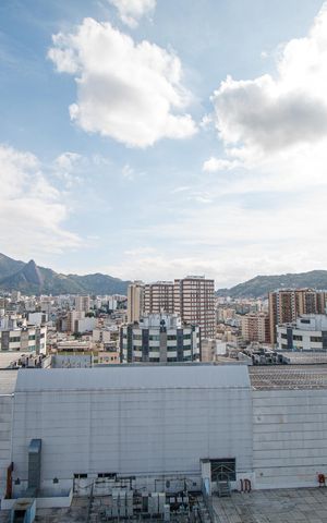 Apartamento à venda com 69m², 2 quartos e 1 vaga Apartamento à venda com 69m², 2 quartos e 1 vagaÁrea de Serviço Vista