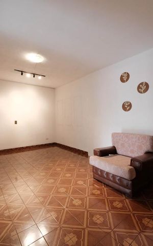 Casa para alugar com 125m², 2 quartos e 1 vagaSala