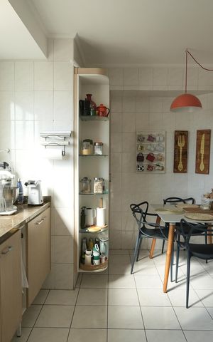 Apartamento à venda com 81m², 2 quartos e 2 vagasCozinha